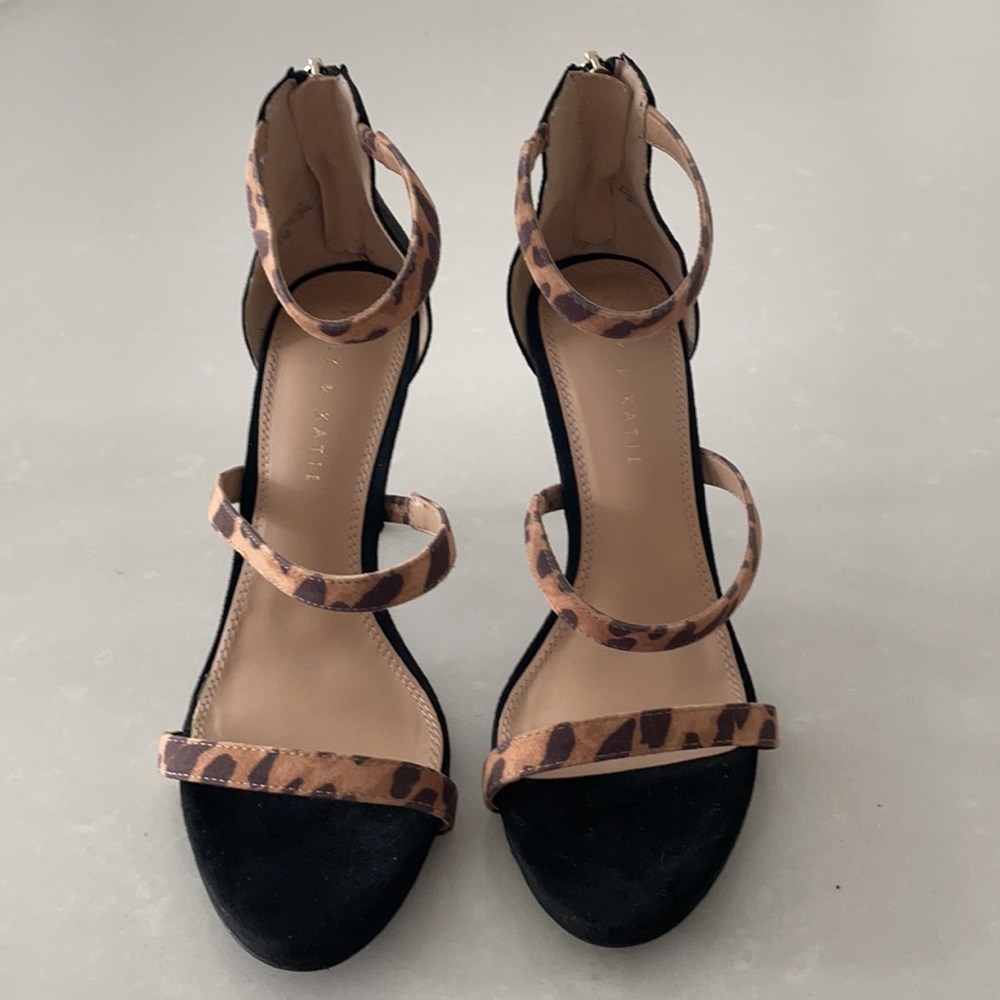 Kelly & Katie Heels - Picture 2 of 6